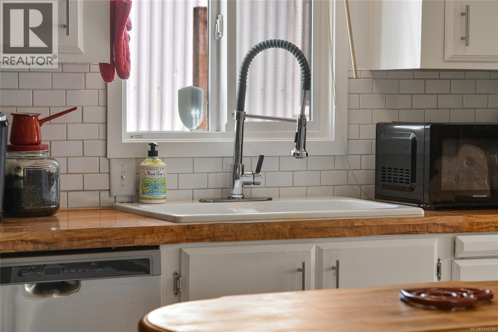 51 1555 Middle Rd, View Royal, British Columbia  V9A 7A6 - Photo 15 - 1010754