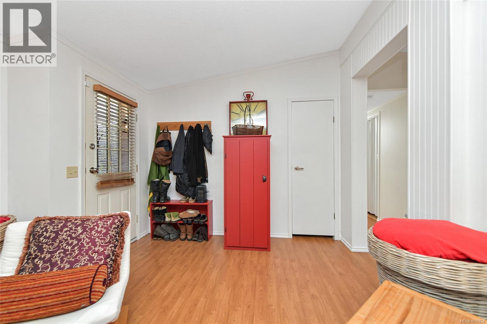 51 1555 Middle Rd, View Royal, British Columbia  V9A 7A6 - Photo 5 - 1010754