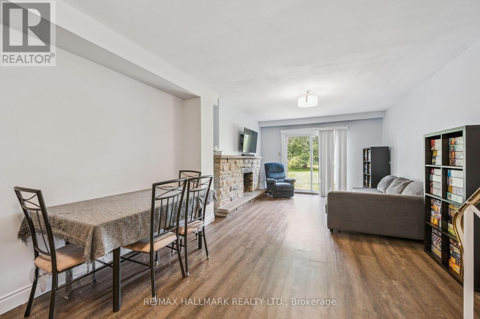 25 - 288 Westcourt Place, Waterloo, Ontario  N2L 2R7 - Photo 8 - X12336434