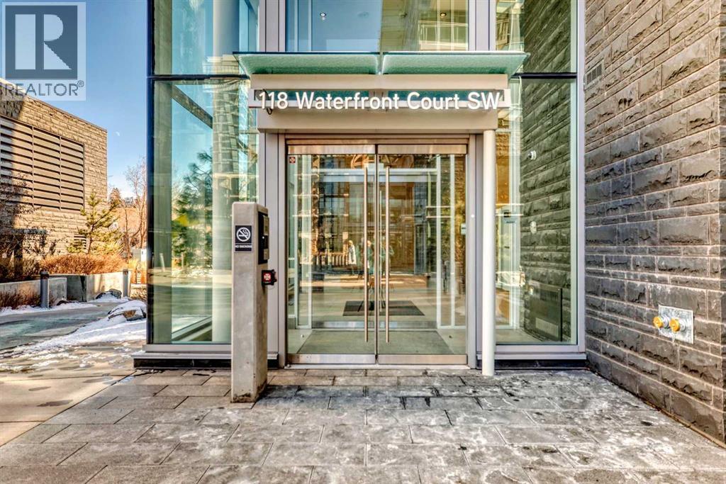 Property at 807, 118 Waterfront Court SW image 2