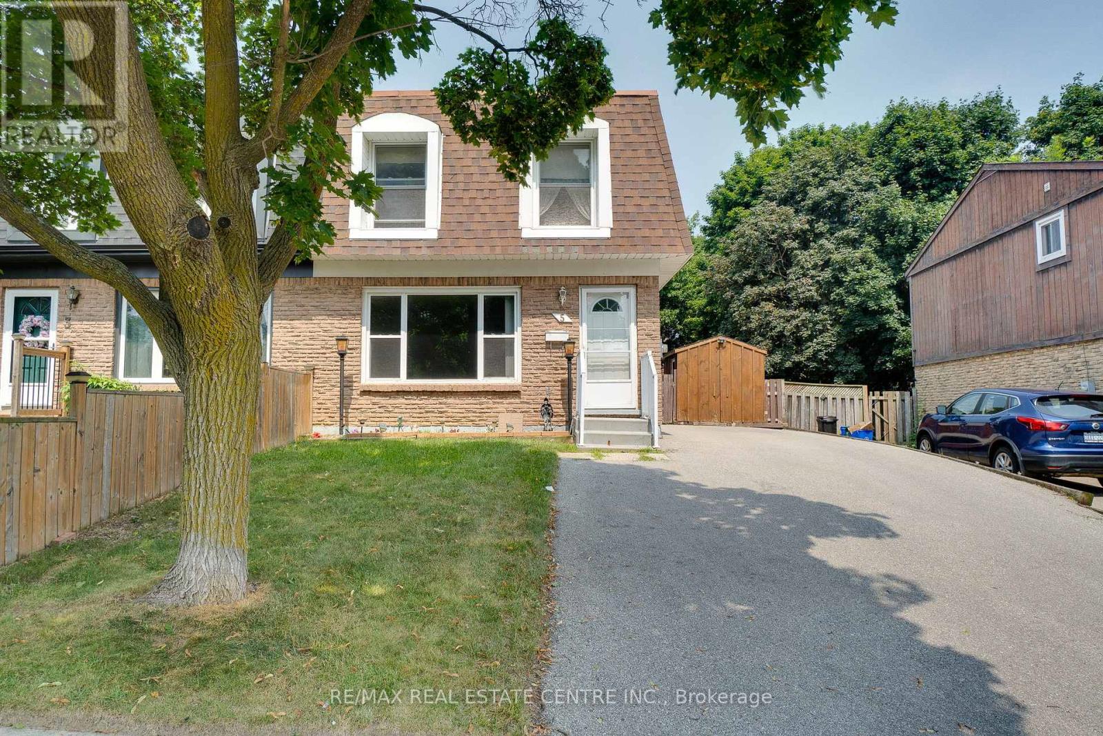 Property at 5 THE GREENWAY image 1
