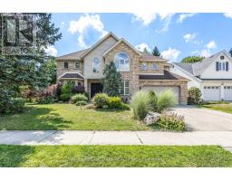 525 LEIGHLAND DRIVE, Waterloo, Ontario