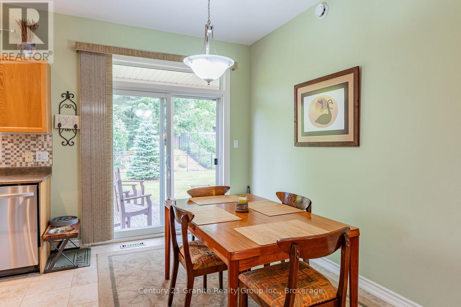 21 Windover Drive, Minden Hills, Ontario  K0M 2K0 - Photo 15 - X12246728