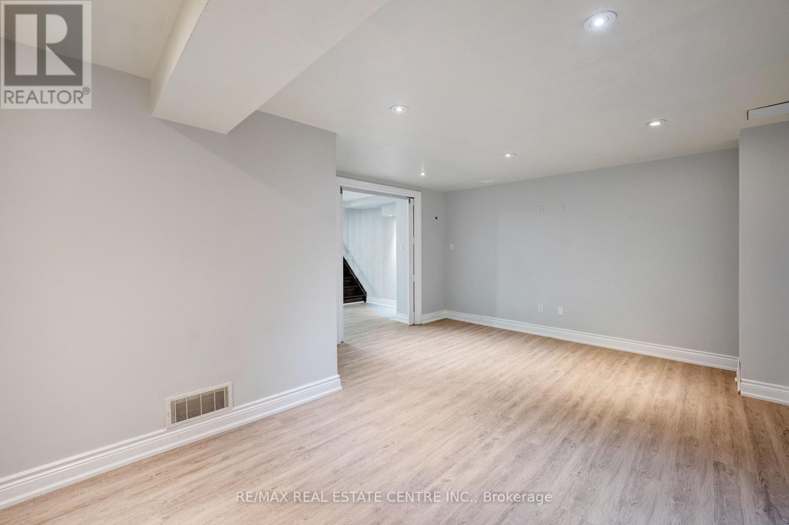 9 Amethyst Circle S, Brampton, Ontario  L6P 0Z7 - Photo 46 - W12334931