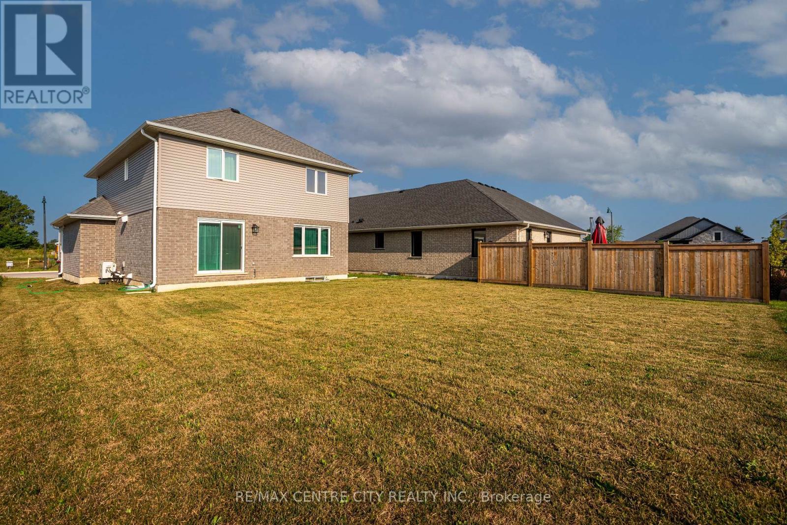 93 Benjamin Parkway, St. Thomas, Ontario  N5R 0M4 - Photo 27 - X12337544