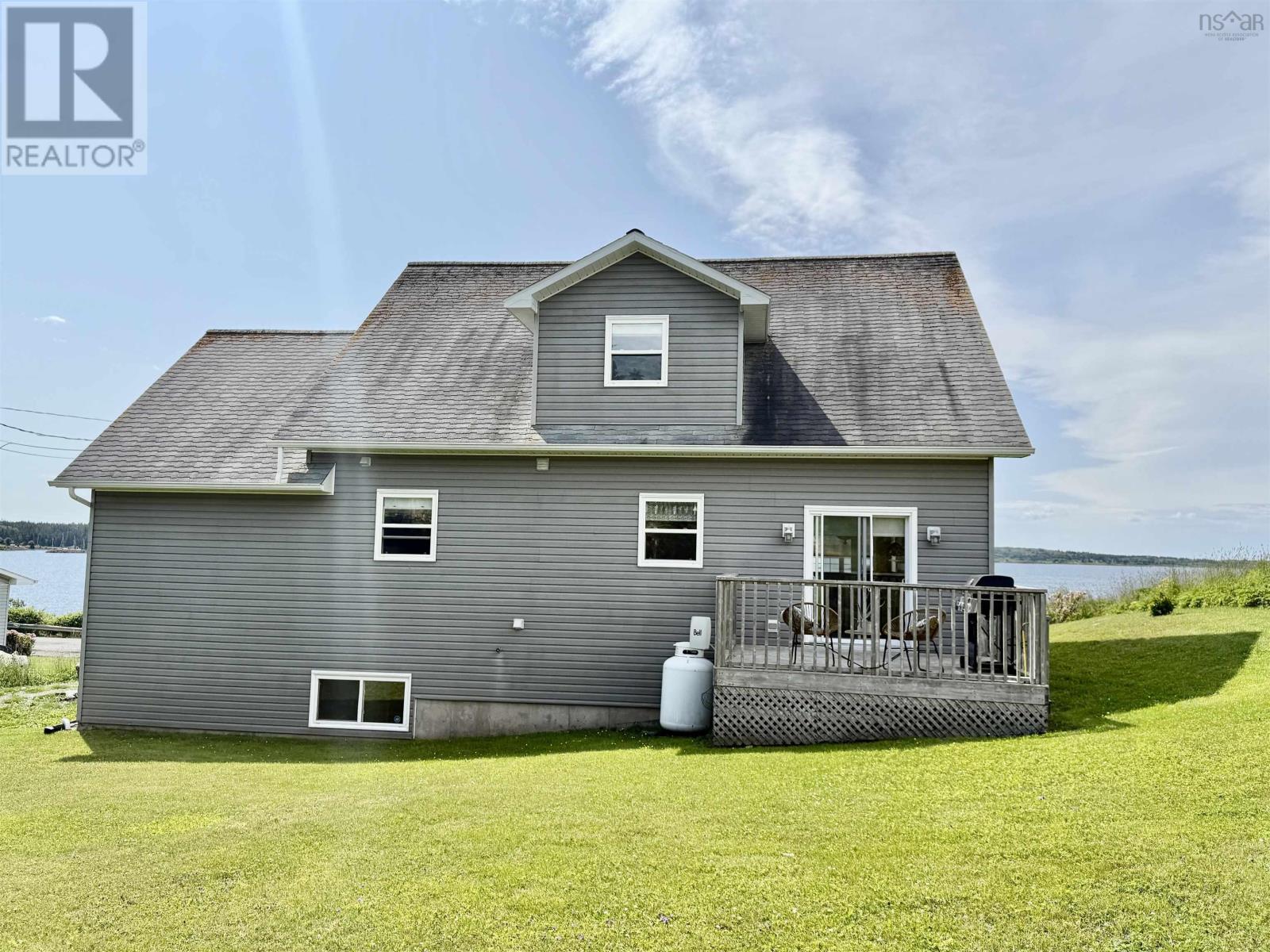 583 Veterans Memorial Drive, Arichat, Nova Scotia  B0E 1A0 - Photo 47 - 202516865