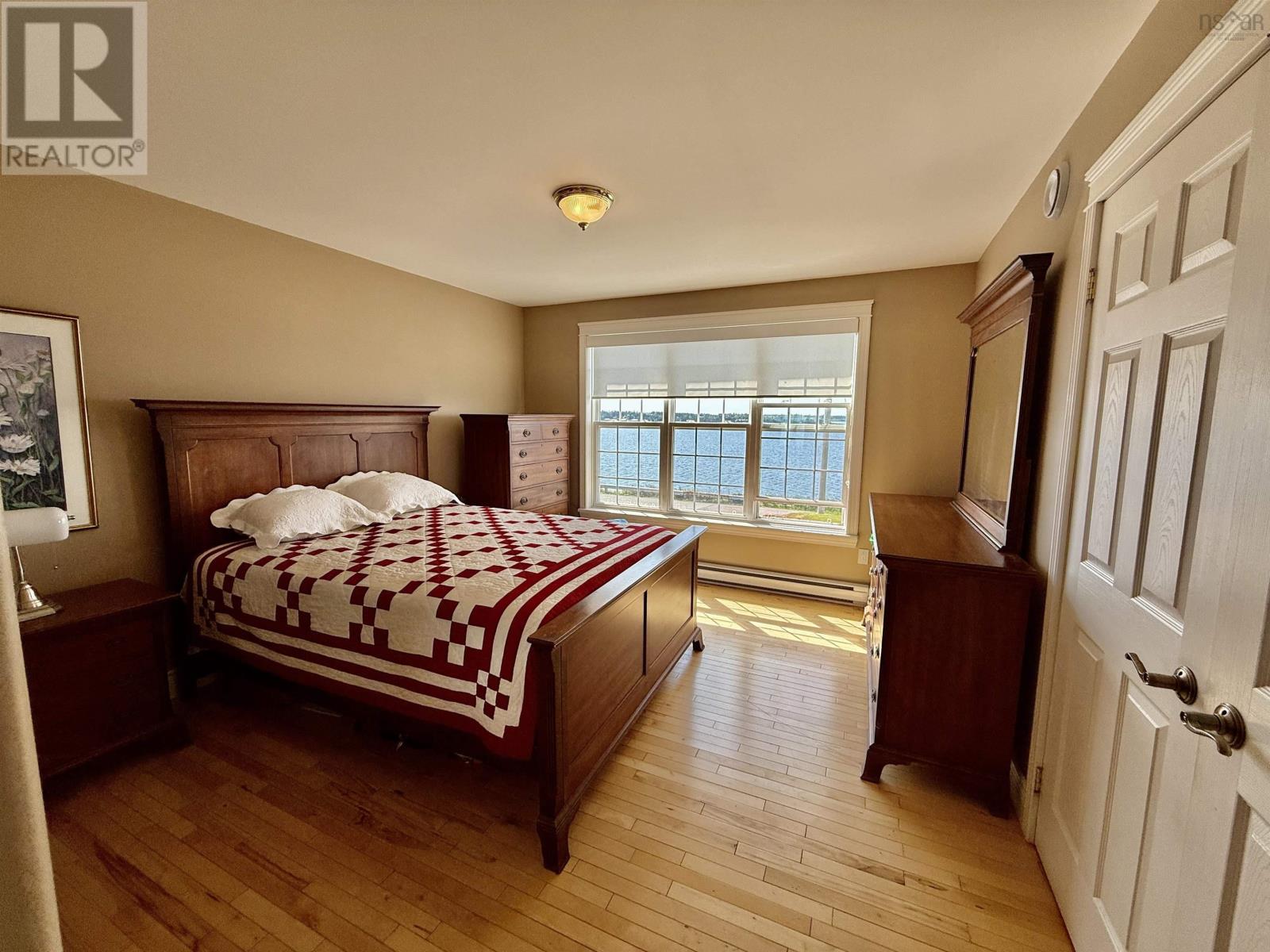 583 Veterans Memorial Drive, Arichat, Nova Scotia  B0E 1A0 - Photo 15 - 202516865