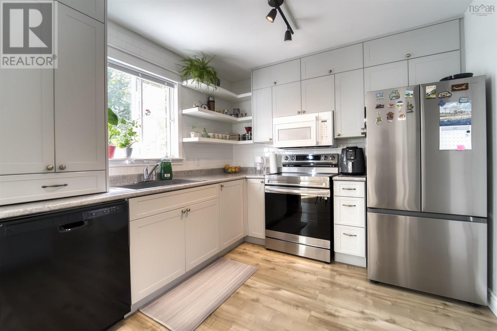 73 Bruce Drive, Lower Sackville, Nova Scotia  B4C 3T8 - Photo 5 - 202519324