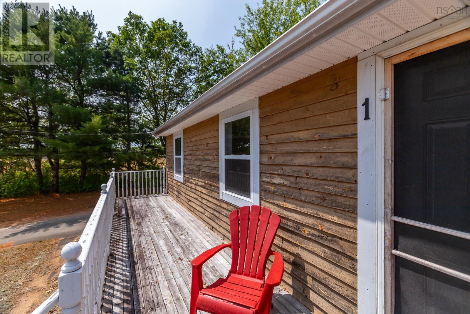 1 Pinecrest Drive, Middleton, Nova Scotia  B0S 1P0 - Photo 11 - 202520110