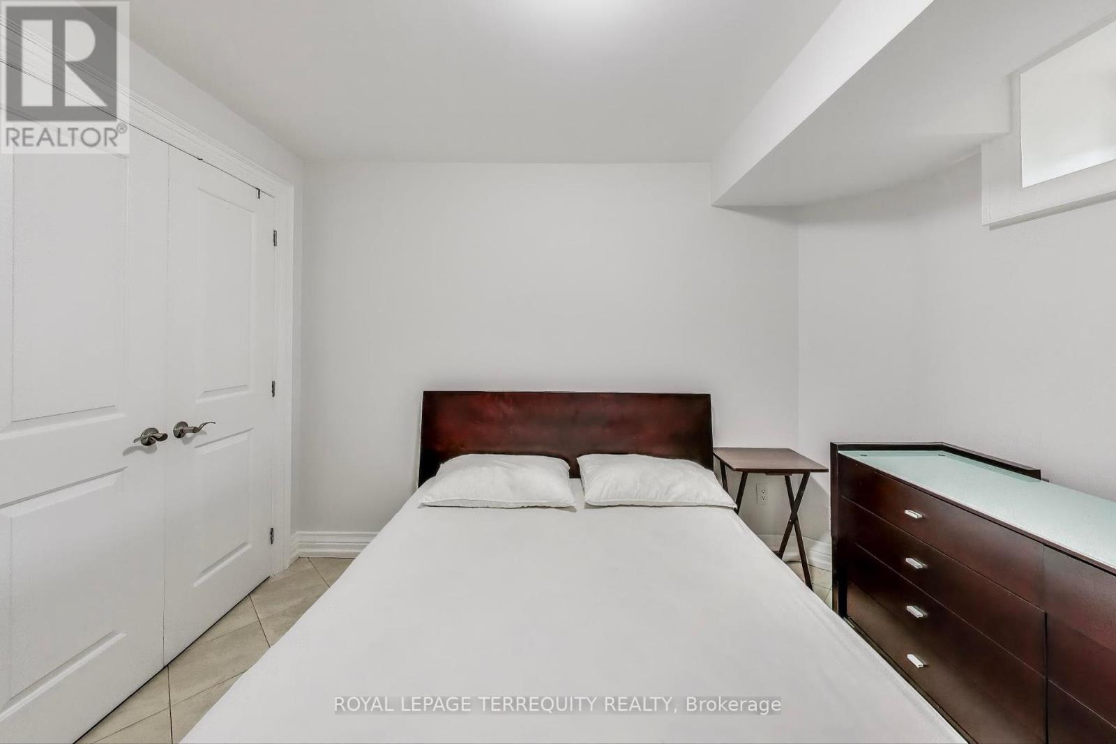 1150 Broadview Avenue, Toronto, Ontario  M4K 2S5 - Photo 11 - E12337471