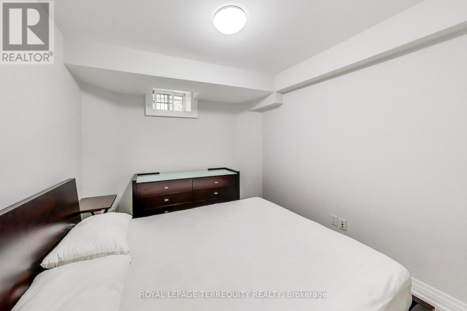 1150 Broadview Avenue, Toronto, Ontario  M4K 2S5 - Photo 12 - E12337471