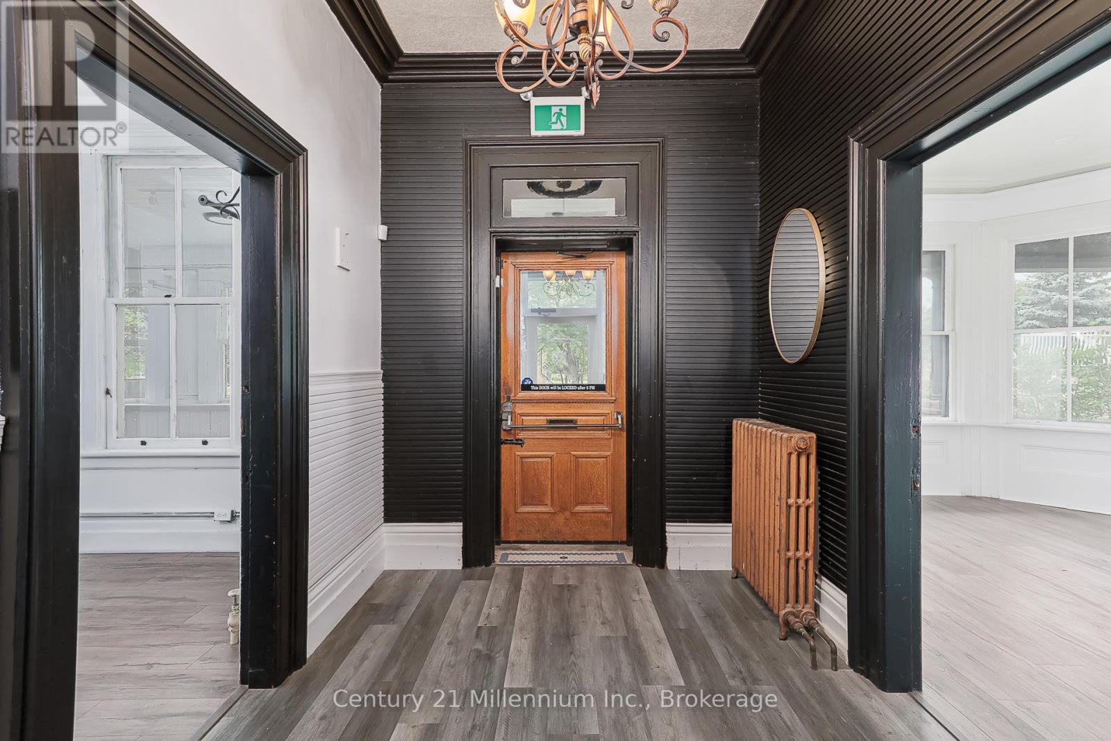 102 - 637 Hurontario Street, Collingwood, Ontario  L9Y 2N6 - Photo 12 - S12337520