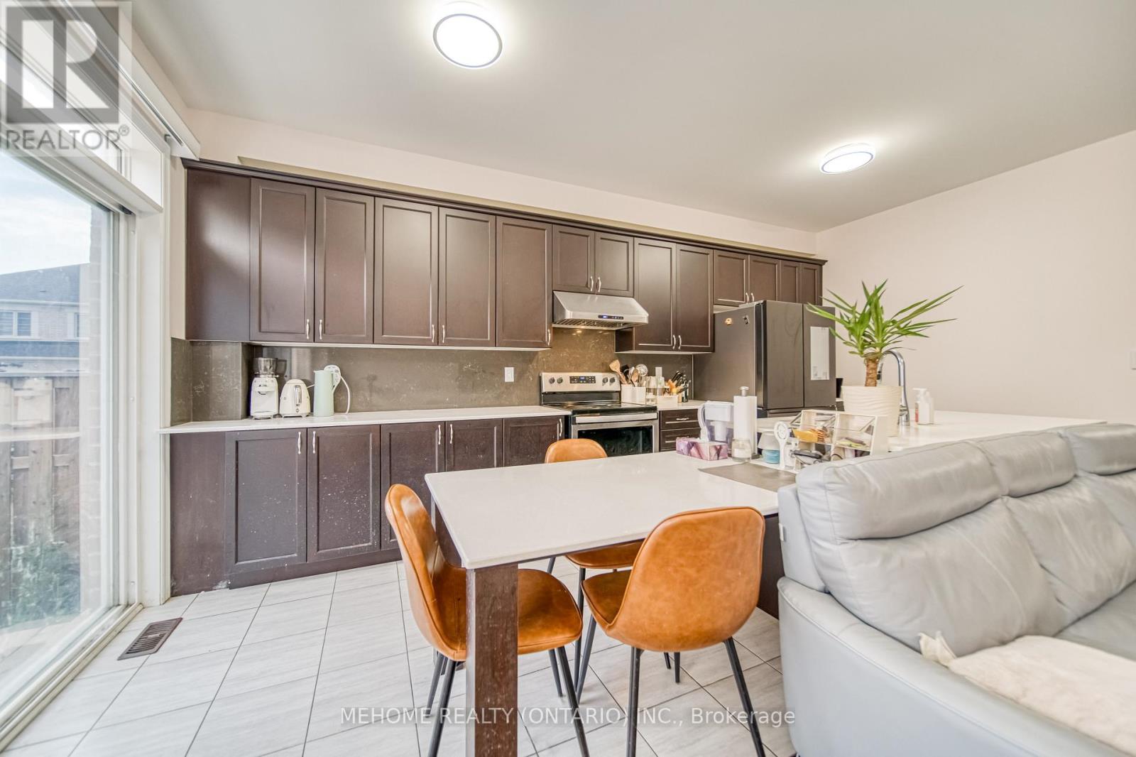 13 Titan Trail, Markham, Ontario  L3S 0E2 - Photo 14 - N12337472