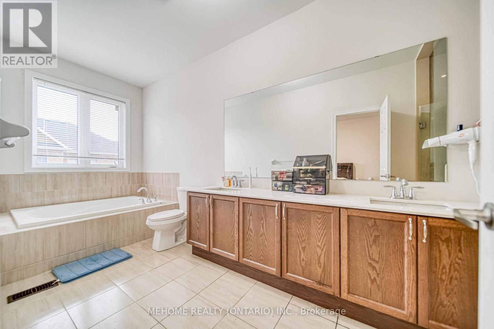 13 Titan Trail, Markham, Ontario  L3S 0E2 - Photo 23 - N12337472