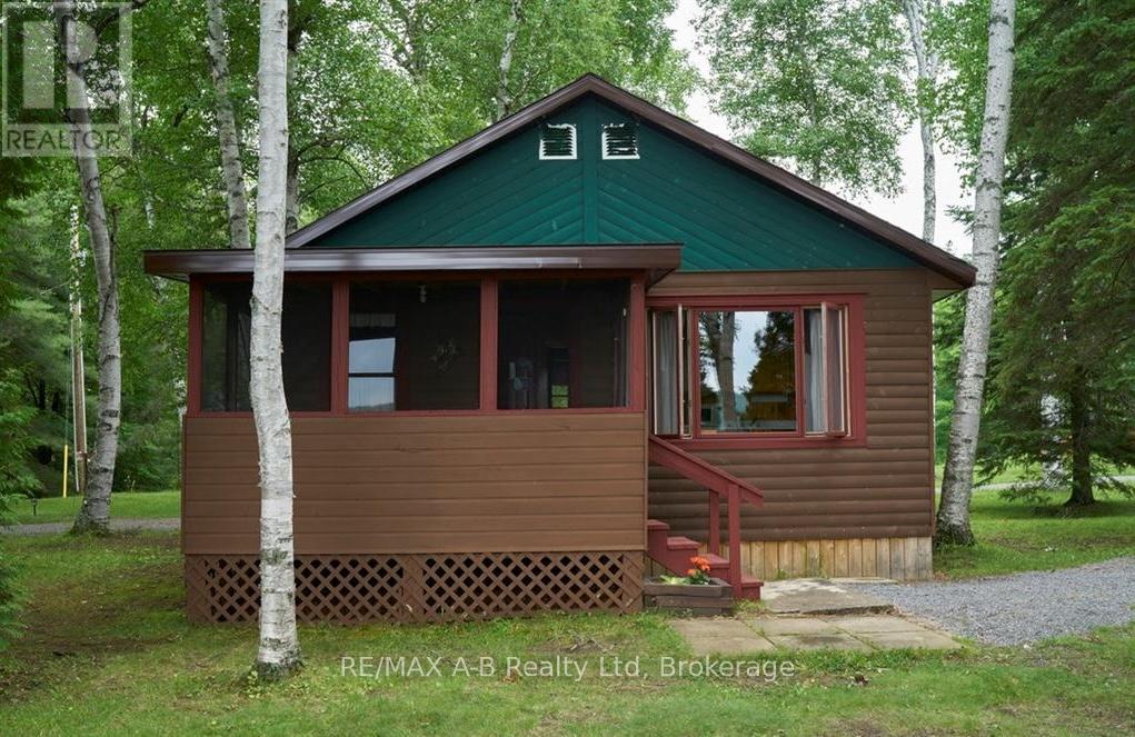 4 - 903 Mcrae Hay Lake Road, South Algonquin, Ontario  K0J 2M0 - Photo 2 - X12337538