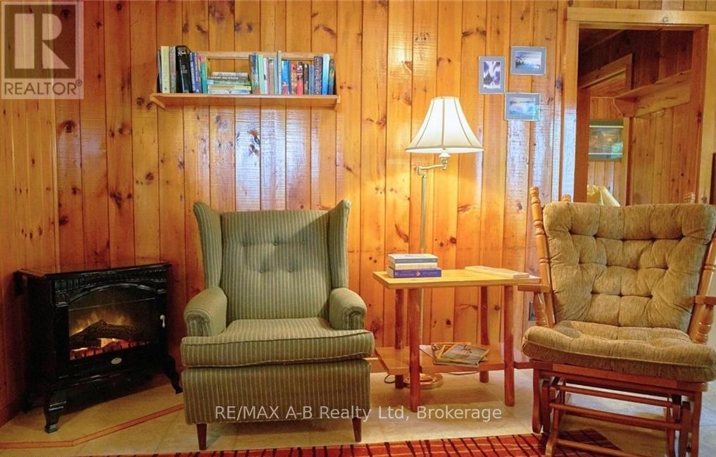 4 - 903 Mcrae Hay Lake Road, South Algonquin, Ontario  K0J 2M0 - Photo 6 - X12337538