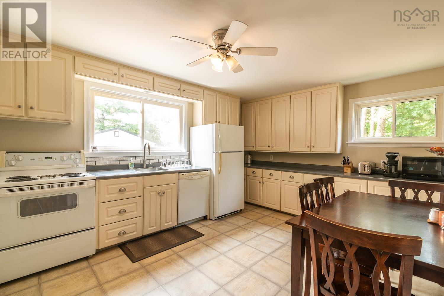 538 Highway 2, Brookfield, Nova Scotia  B0N 1C0 - Photo 16 - 202520262