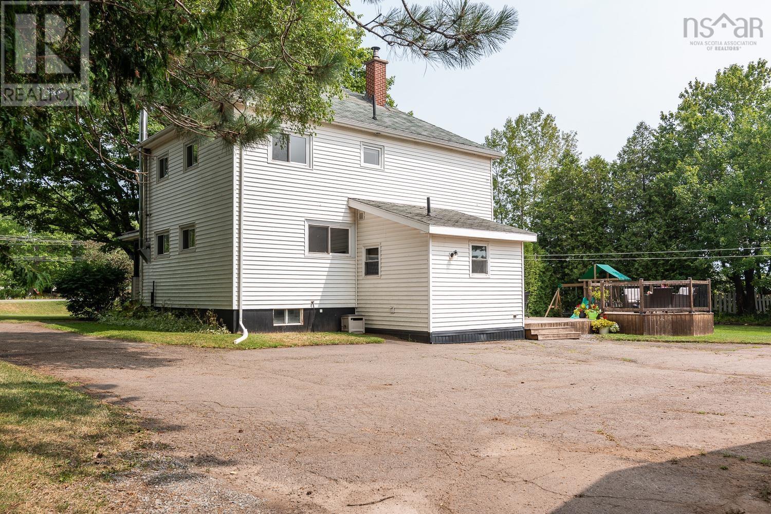 538 Highway 2, Brookfield, Nova Scotia  B0N 1C0 - Photo 9 - 202520262