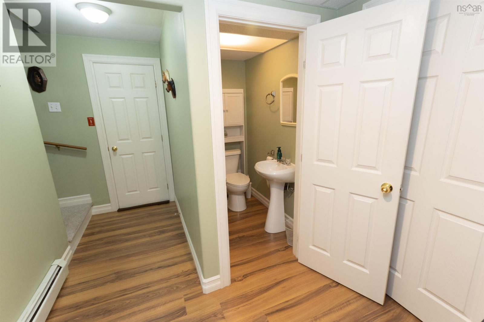 100 Lancaster Drive, Dartmouth, Nova Scotia  B3A 4X8 - Photo 27 - 202520264