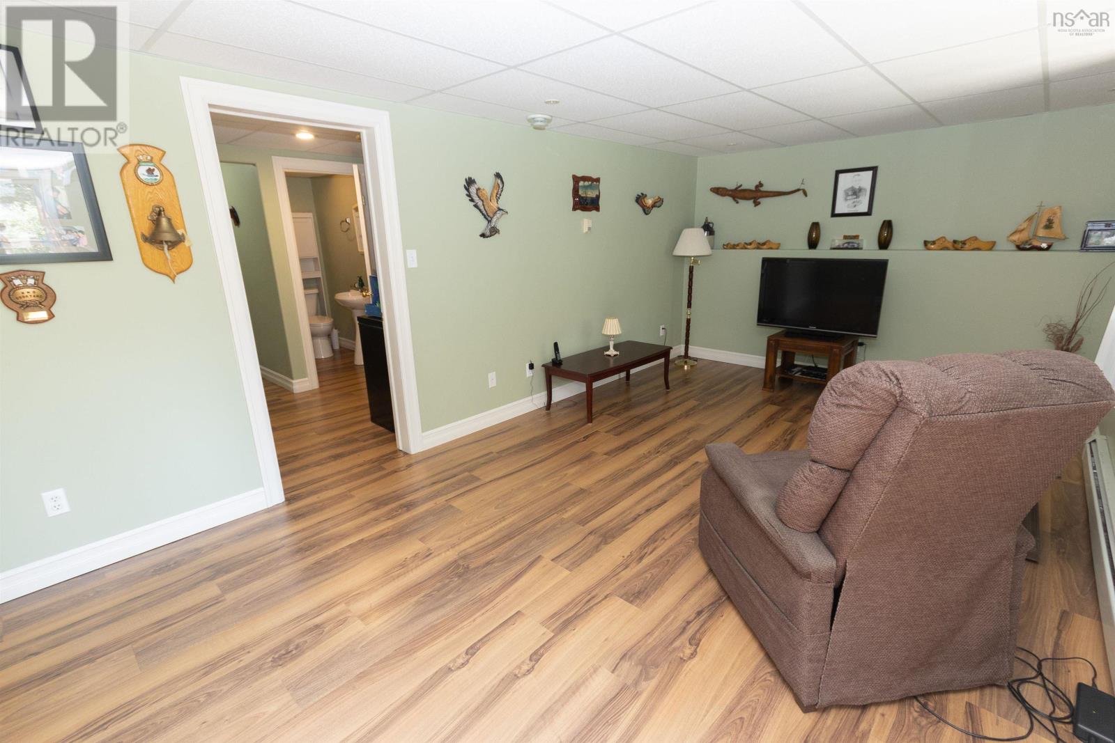 100 Lancaster Drive, Dartmouth, Nova Scotia  B3A 4X8 - Photo 29 - 202520264