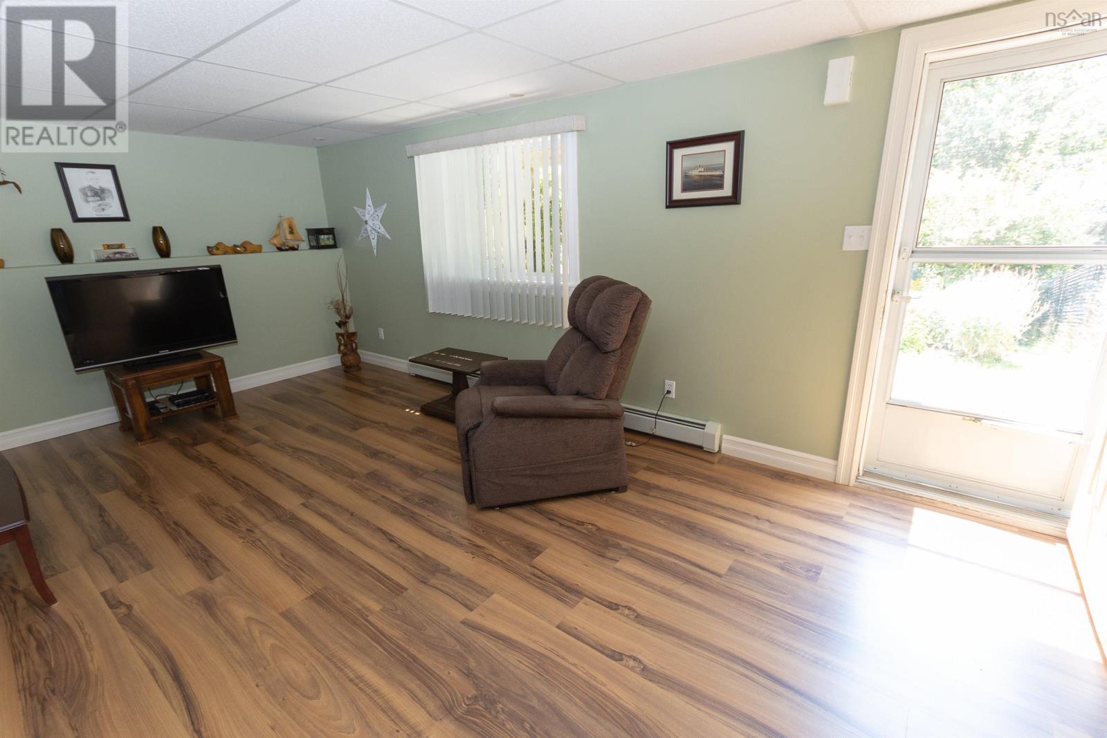 100 Lancaster Drive, Dartmouth, Nova Scotia  B3A 4X8 - Photo 30 - 202520264
