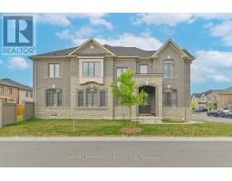 9 BAVENDEN CRESCENT