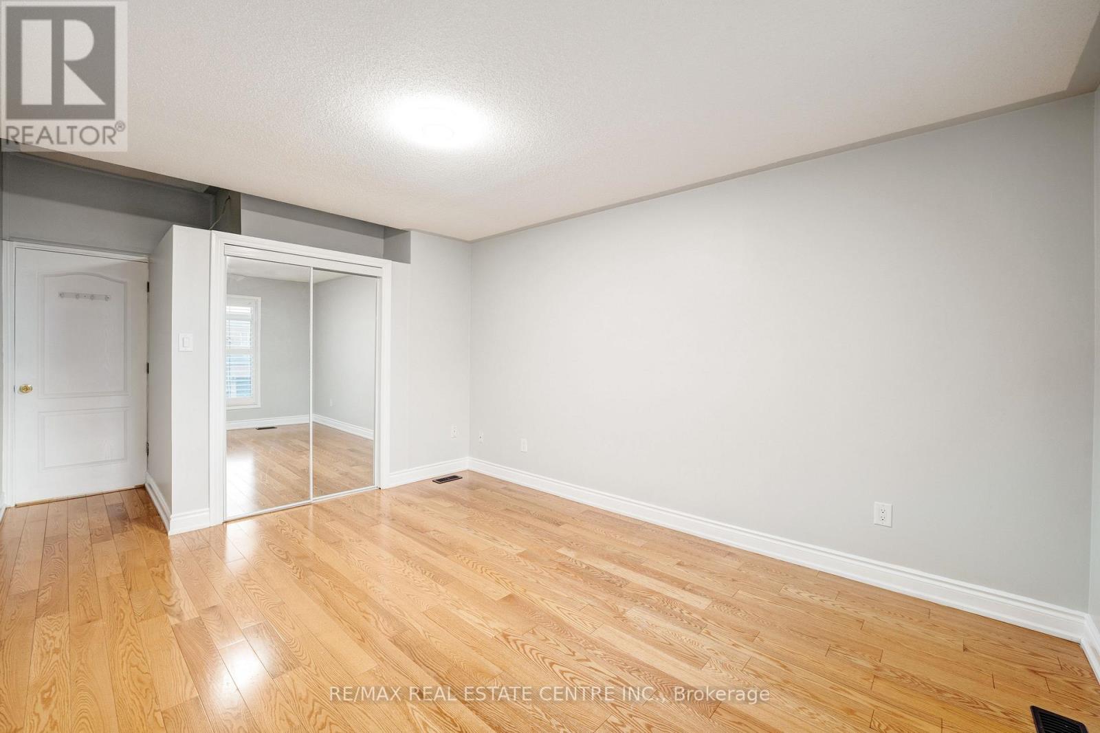 9 Amethyst Circle S, Brampton, Ontario  L6P 0Z7 - Photo 15 - W12334931