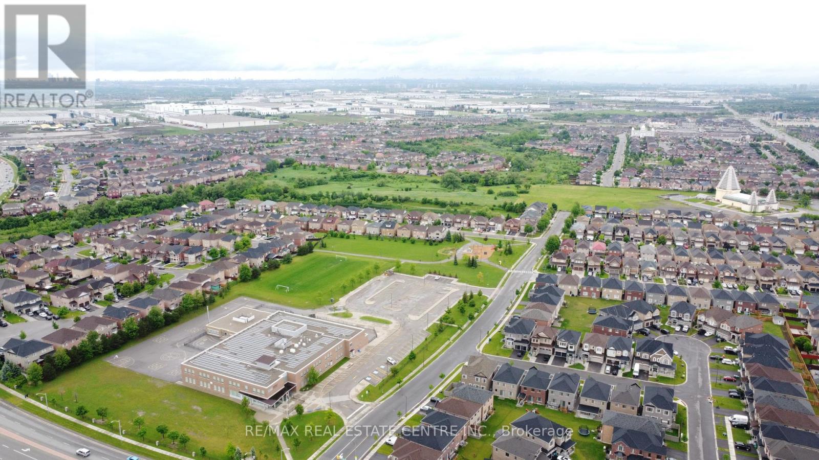 9 Amethyst Circle S, Brampton, Ontario  L6P 0Z7 - Photo 38 - W12334931