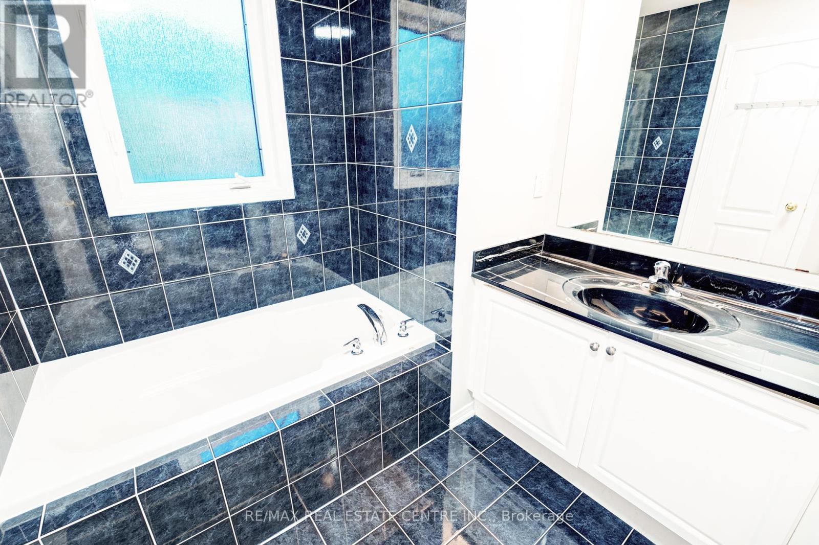 9 Amethyst Circle S, Brampton, Ontario  L6P 0Z7 - Photo 31 - W12334931