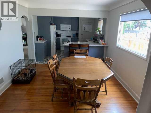 Property at 1266 4 Avenue S image 5