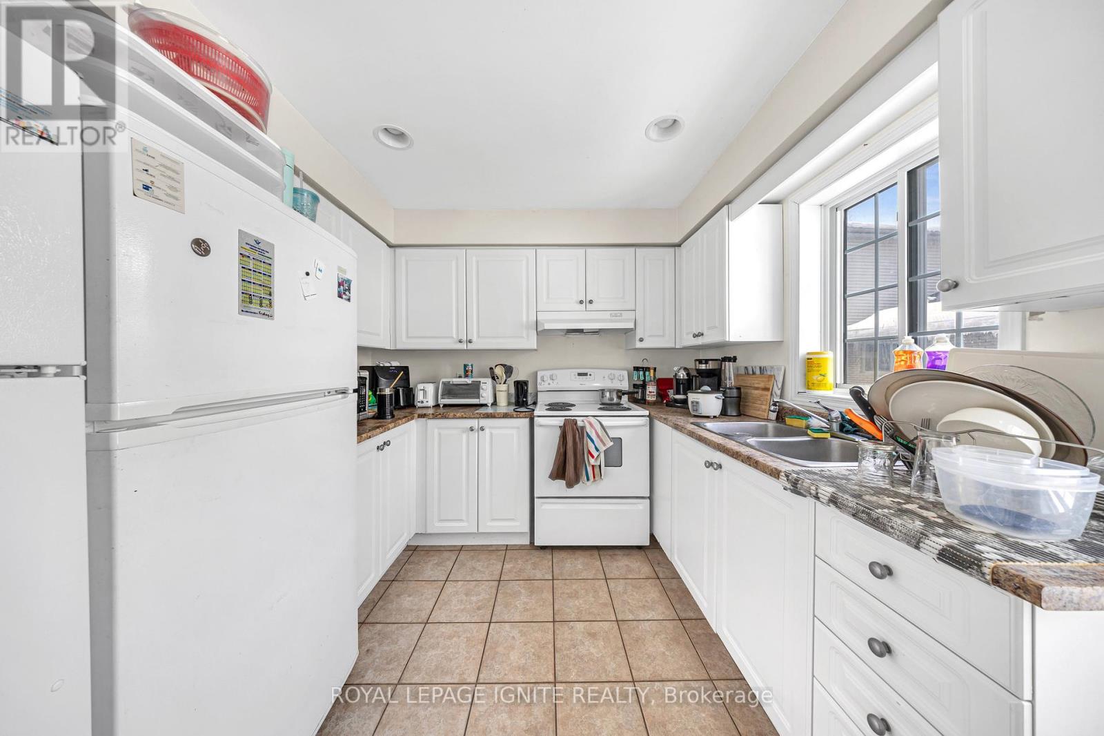 Property at 327 SPRUCE STREET image 5