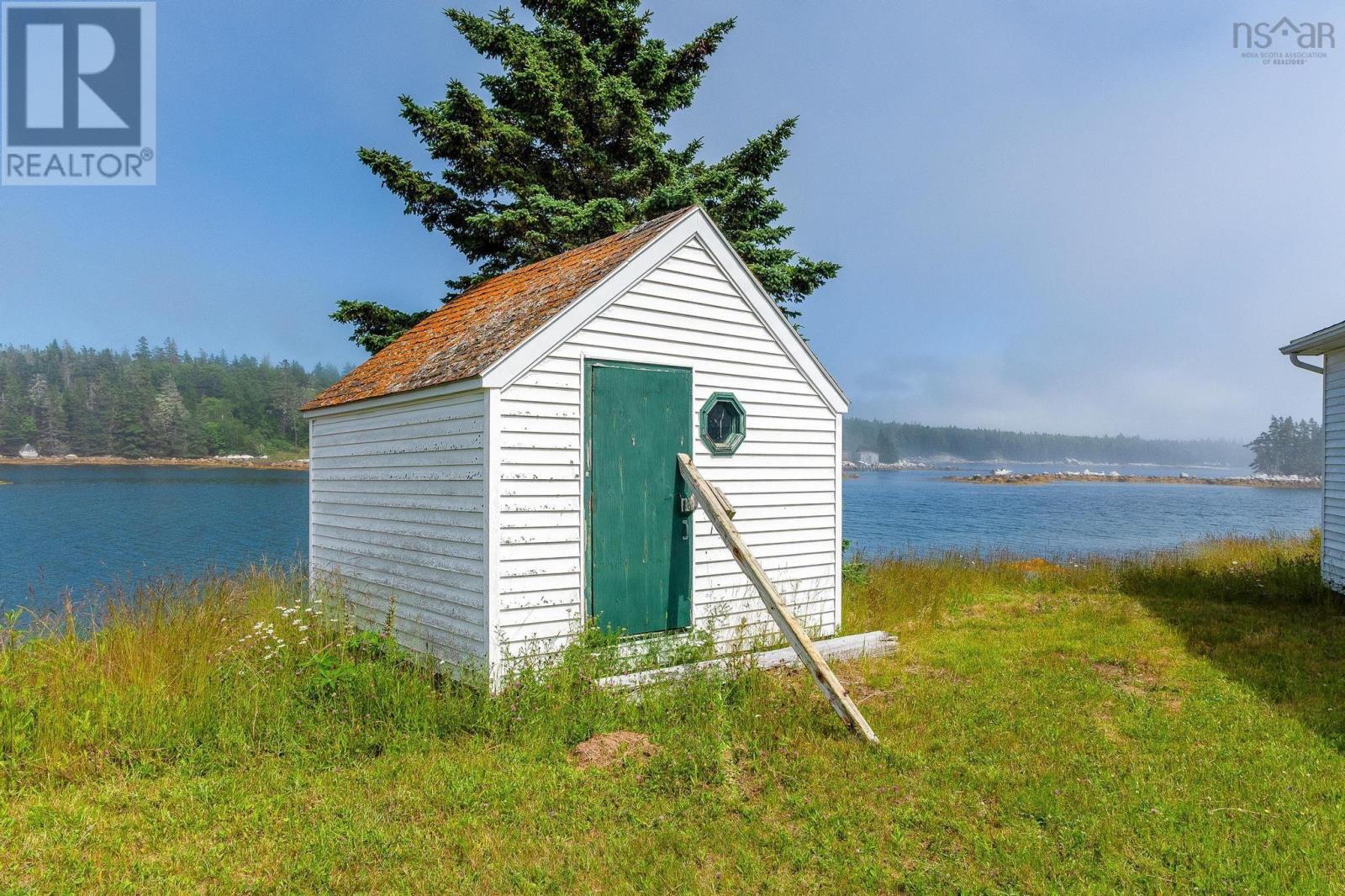 194 Paddy's Head Road, Indian Harbour, Nova Scotia  B3Z 3N8 - Photo 12 - 202517732
