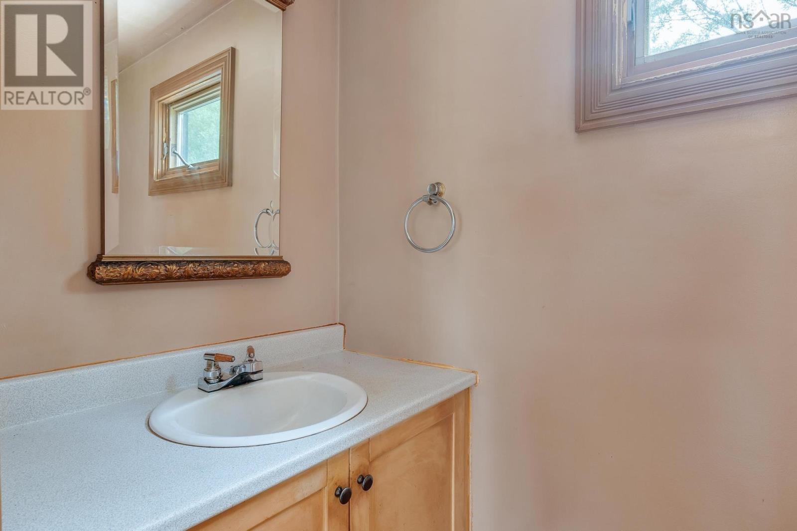 194 Paddy's Head Road, Indian Harbour, Nova Scotia  B3Z 3N8 - Photo 27 - 202517732