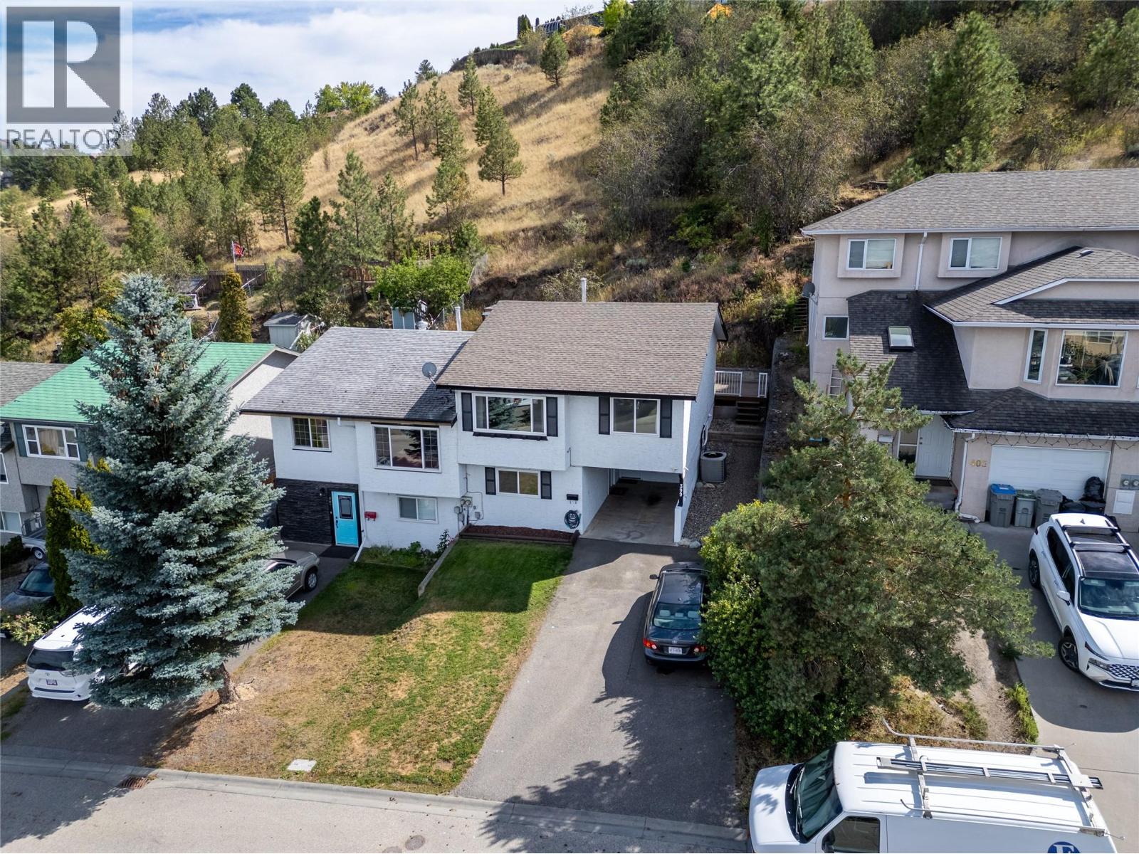 Property at 399 WADDINGTON Drive image 1