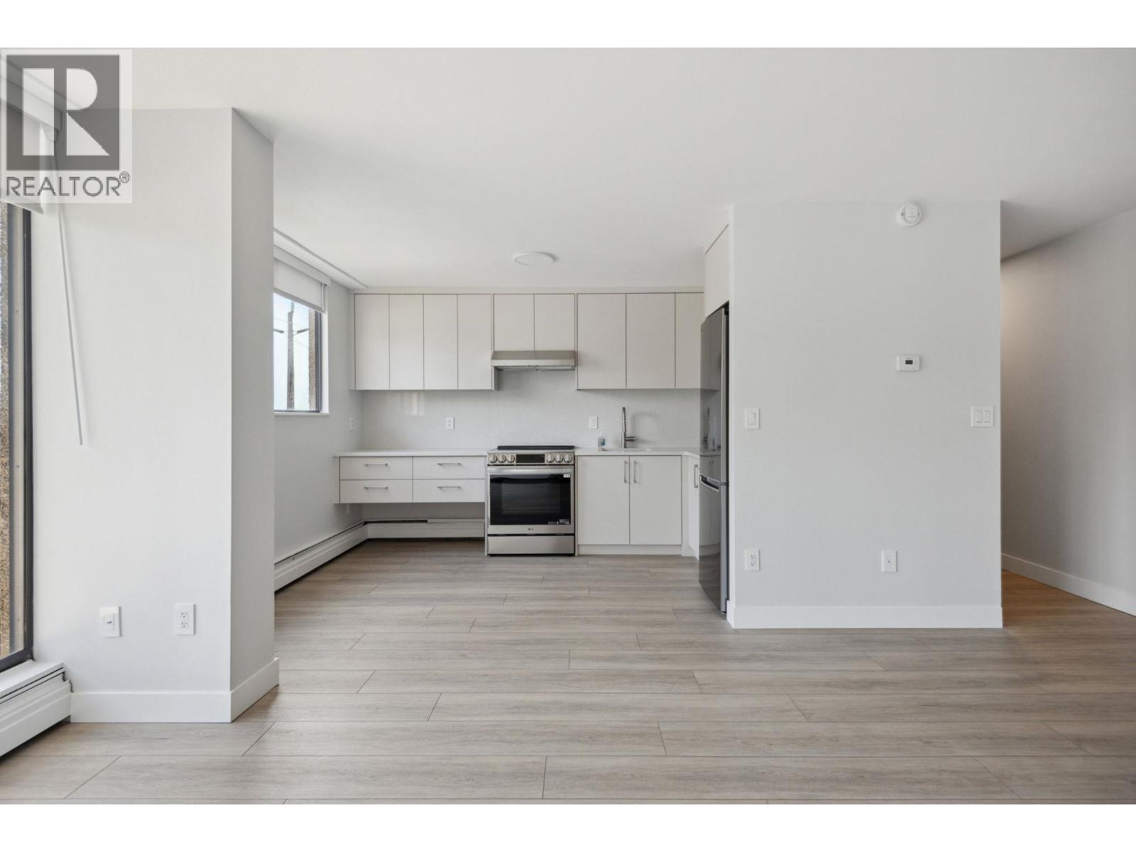 306 145 St. Georges Avenue, North Vancouver, British Columbia  V7L 3G8 - Photo 8 - R3035384