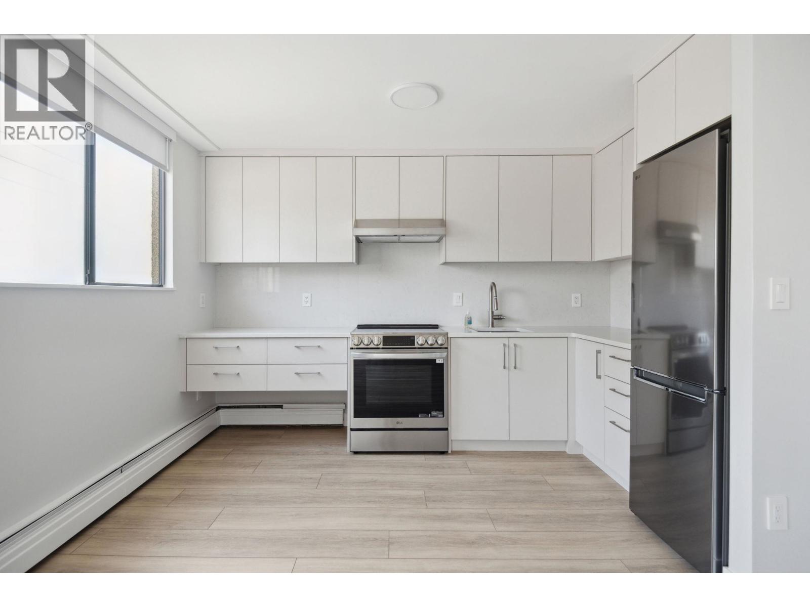 306 145 St. Georges Avenue, North Vancouver, British Columbia  V7L 3G8 - Photo 10 - R3035384