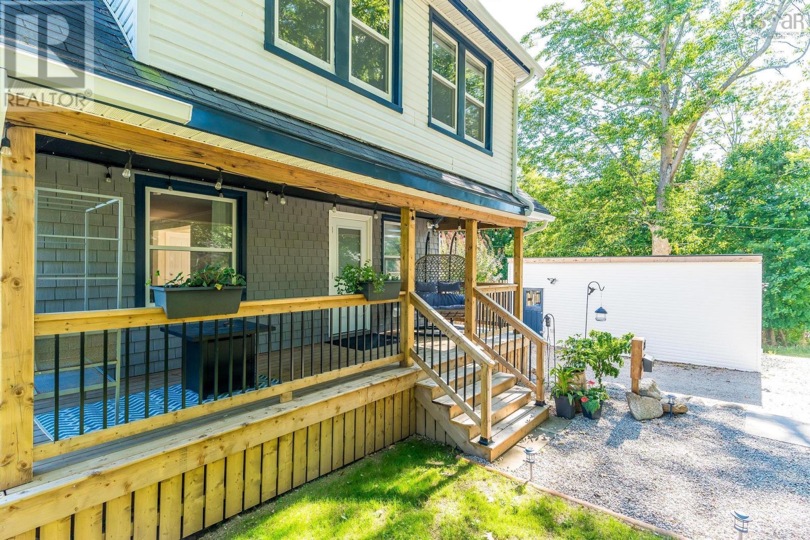 304 Aberdeen Road, Bridgewater, Nova Scotia  B4V 2T2 - Photo 9 - 202519875