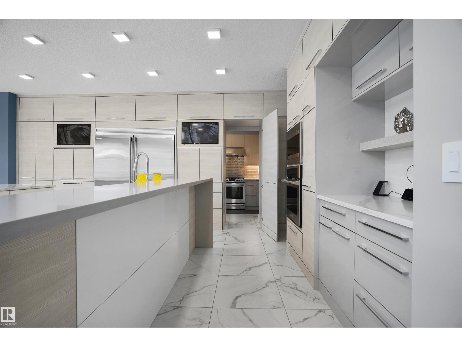 Property at 3530 Watson PT SW image 4