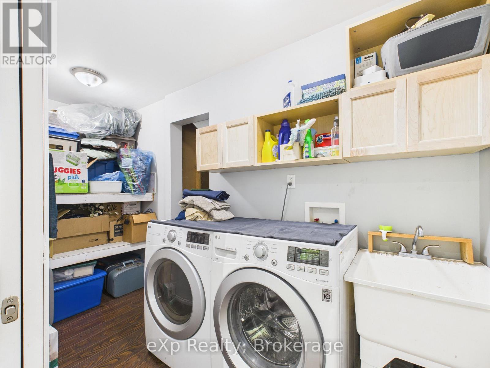 11 George Street, Brockton, Ontario  N0G 2V0 - Photo 8 - X12277444