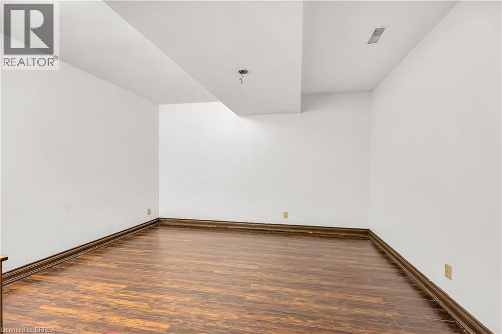 10 Fieldstone Circle, Brantford, Ontario  N3R 6S7 - Photo 24 - 40752247