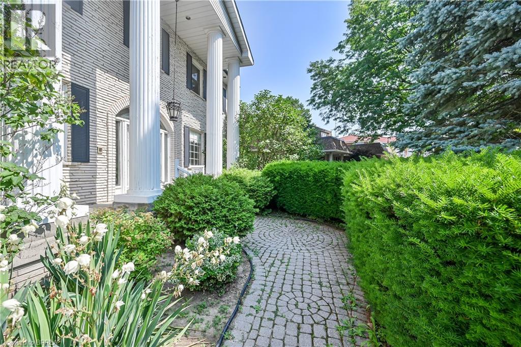 10 Fieldstone Circle, Brantford, Ontario  N3R 6S7 - Photo 2 - 40752247