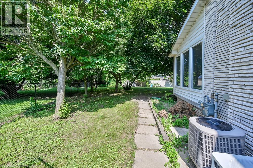 10 Fieldstone Circle, Brantford, Ontario  N3R 6S7 - Photo 49 - 40752247