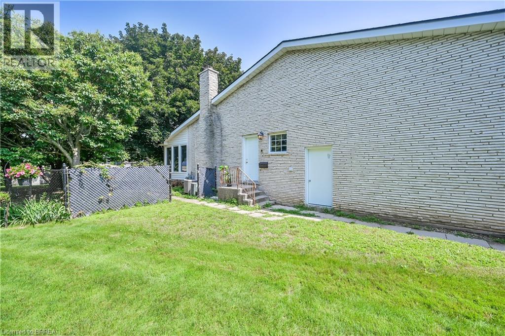 10 Fieldstone Circle, Brantford, Ontario  N3R 6S7 - Photo 50 - 40752247