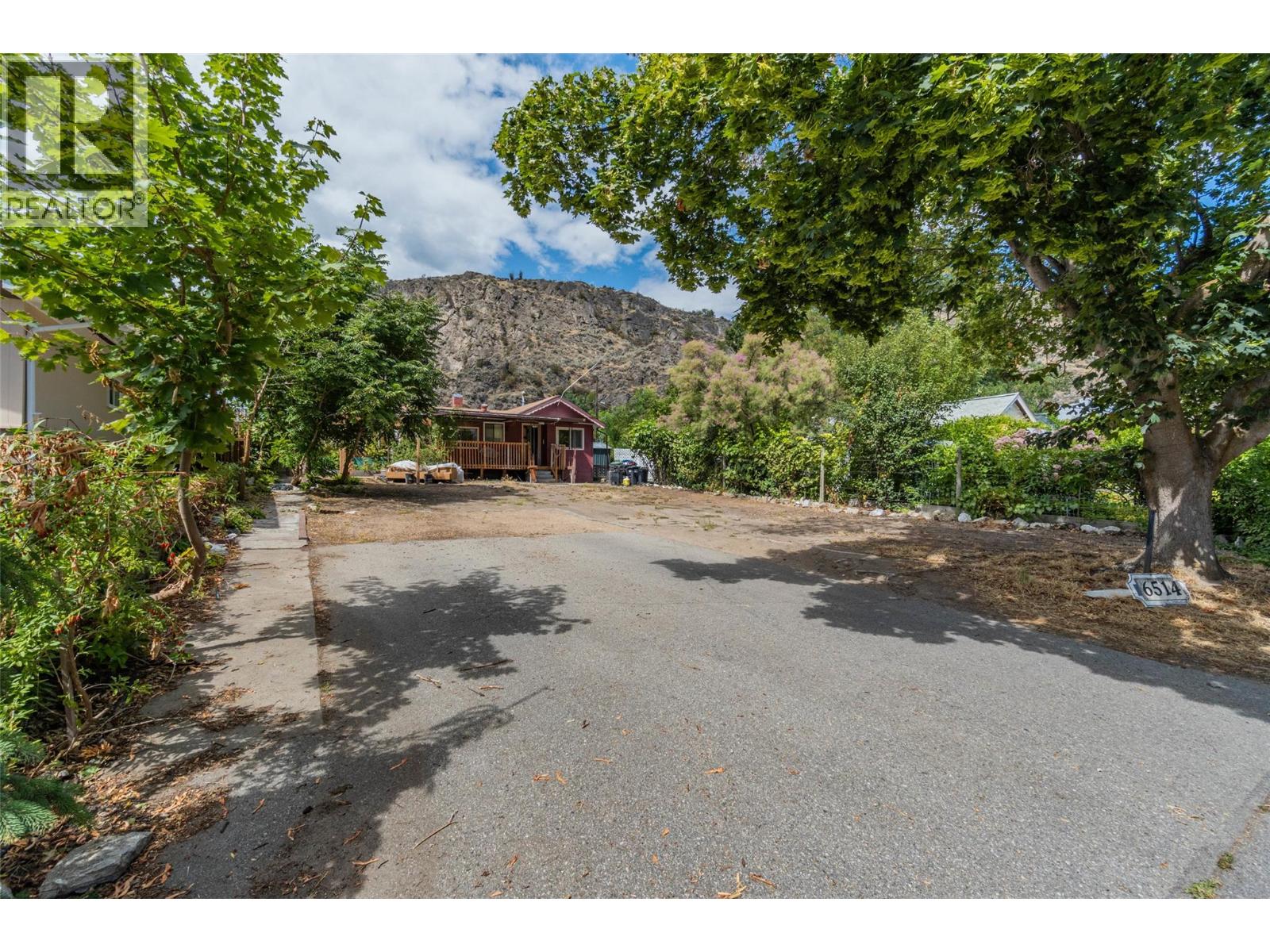 6514 Hollow Street, oliver, British Columbia