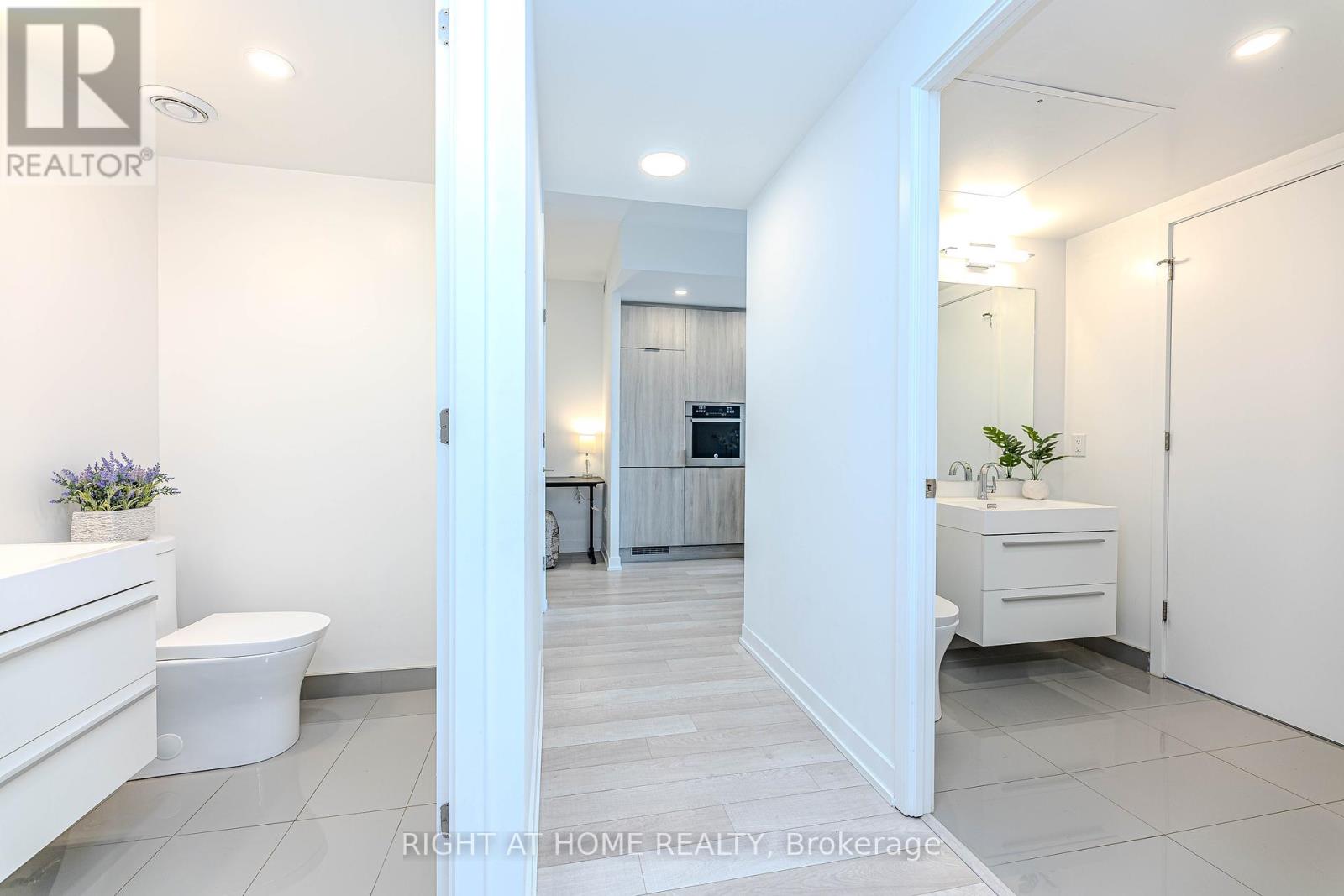 1301 - 39 Roehampton Avenue, Toronto, Ontario  M4P 0G1 - Photo 20 - C12337560