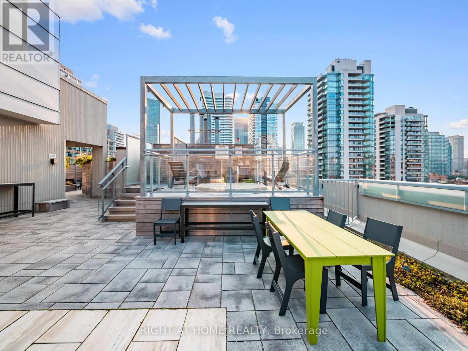 1403 - 130 Carlton Street E, Toronto, Ontario  M5A 4K3 - Photo 42 - C12337576