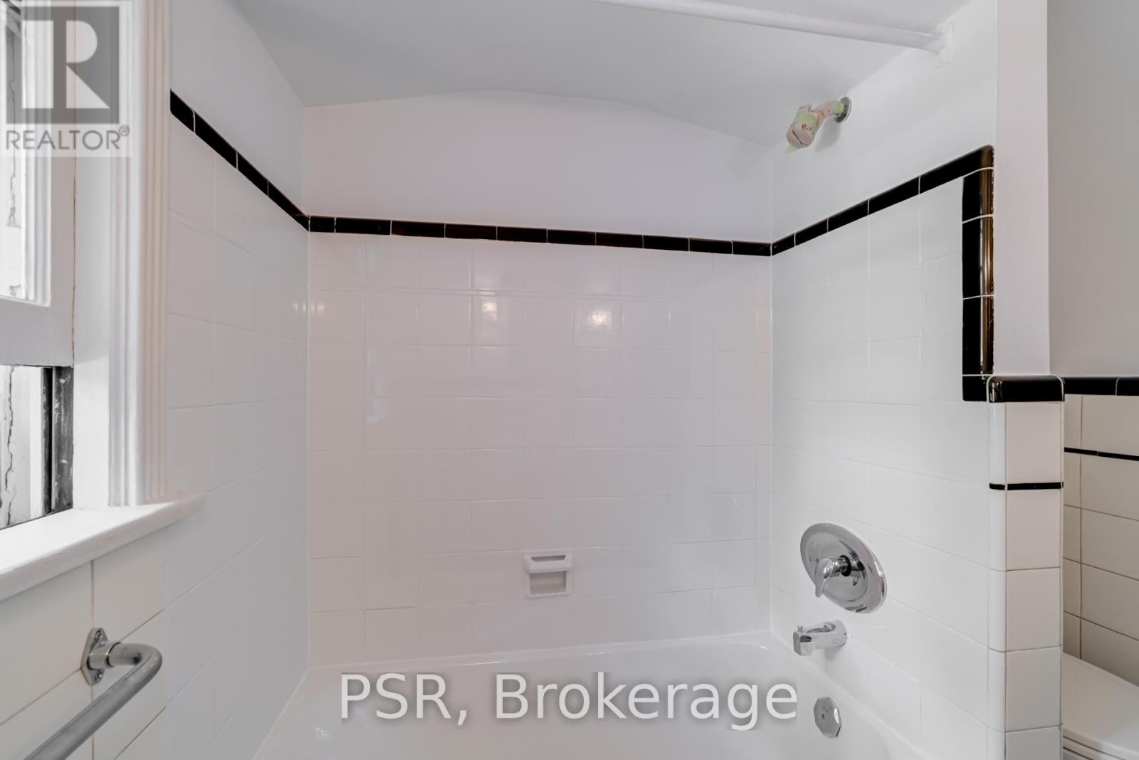 2 Aldbury Gardens, Toronto, Ontario  M4N 1B7 - Photo 23 - C12337662