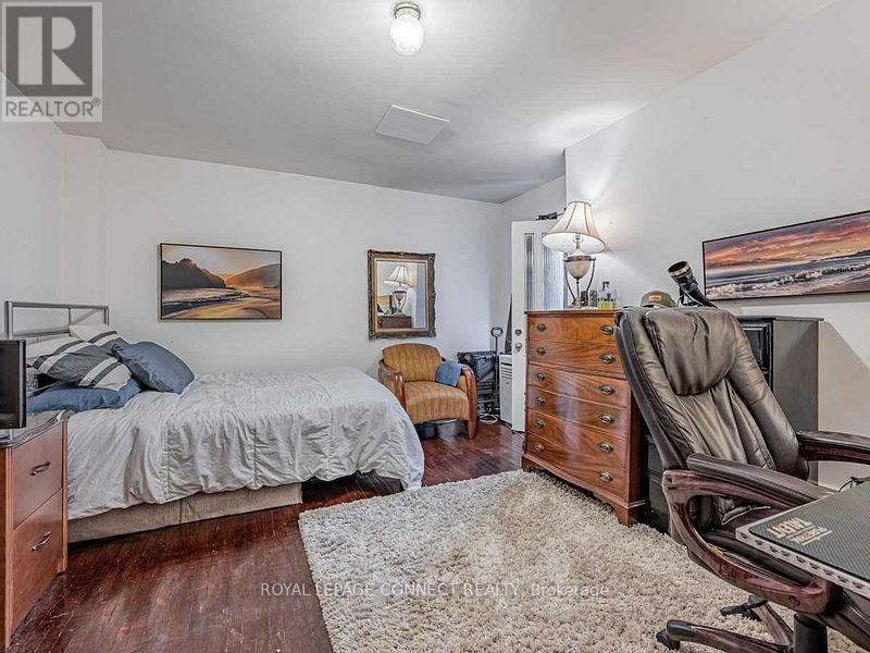 1107 Queen Street E, Toronto, Ontario  M4M 1K7 - Photo 12 - E12337627