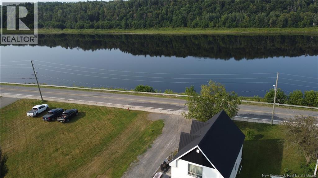 166 Main Street, Hartland, New Brunswick  E7P 2M5 - Photo 3 - NB124590