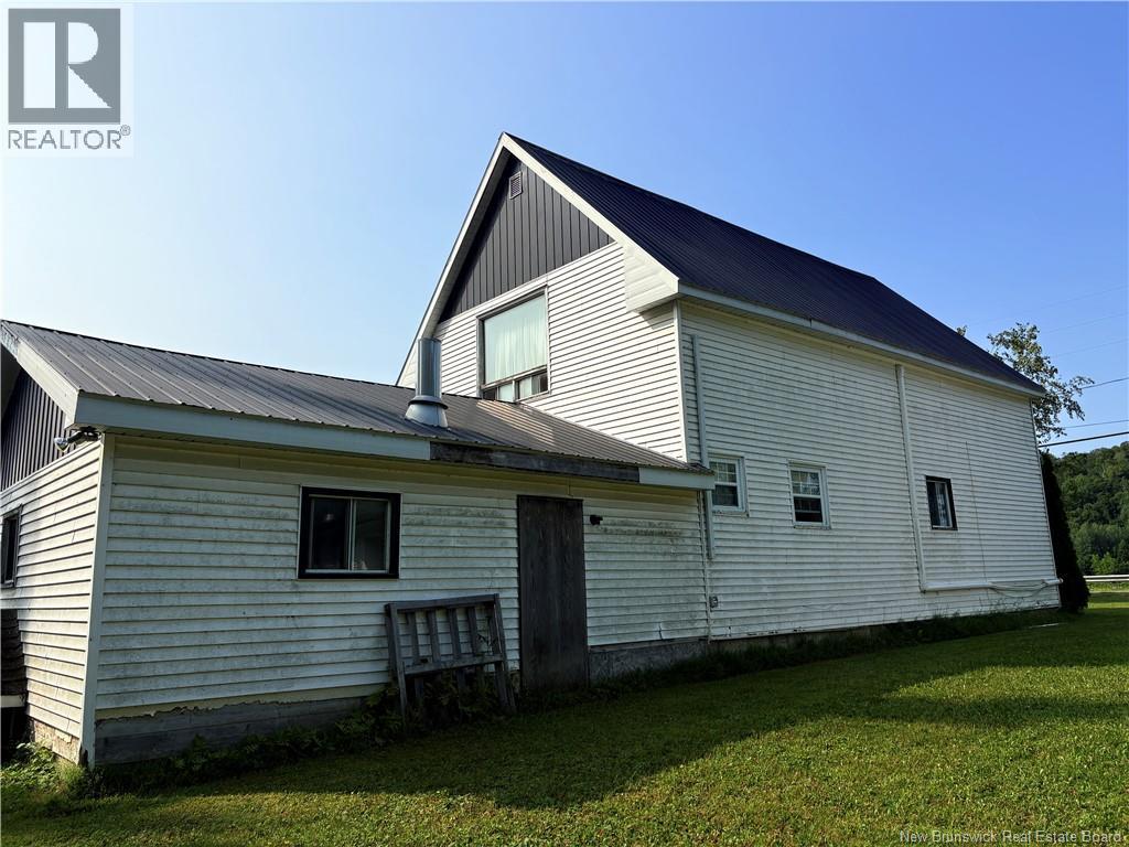 166 Main Street, Hartland, New Brunswick  E7P 2M5 - Photo 8 - NB124590